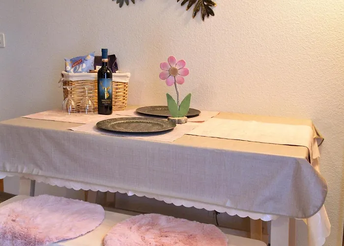 Spellbound A Romantic Hideaway For Adults Aged 18-35 Vakantiehuis *