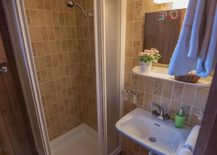 Vakantiehuis Spellbound A Romantic Hideaway For Adults Aged 18-35